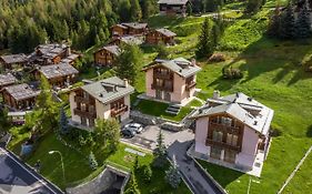 Chalet Teola